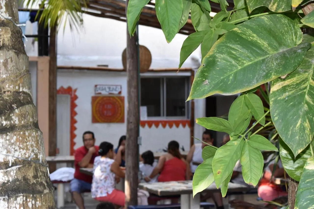 Lobo Inn Tulum Bed and breakfast